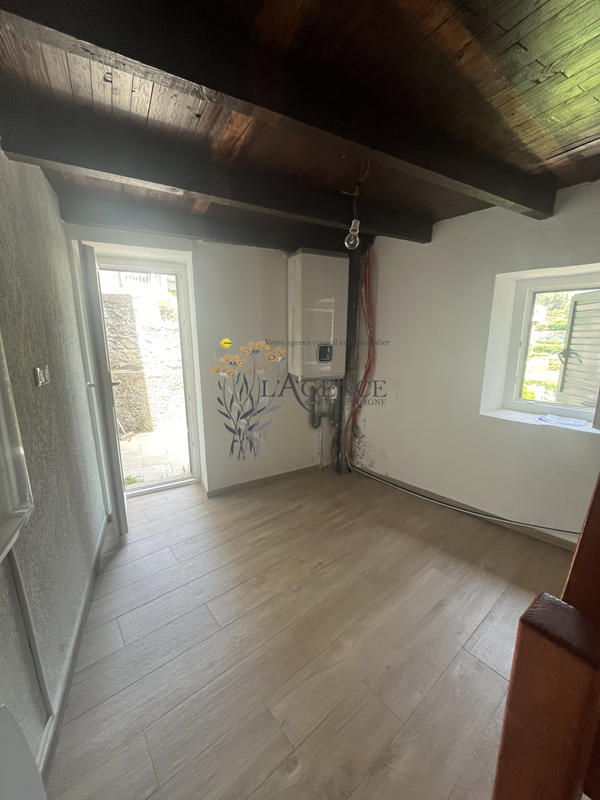 Appartement - 84 m² - 4 pièces