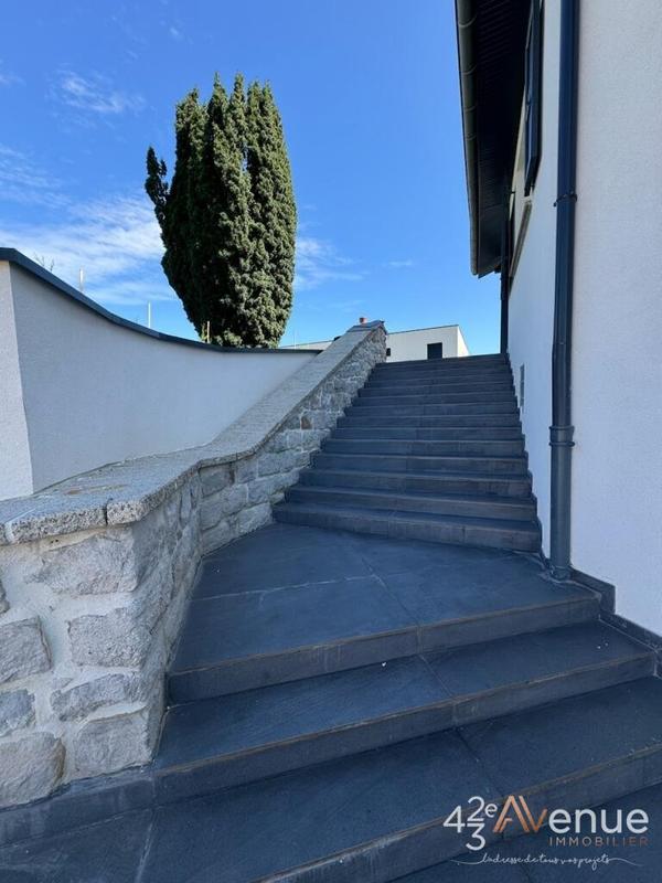 Maison - 175 m² - 5 pièces