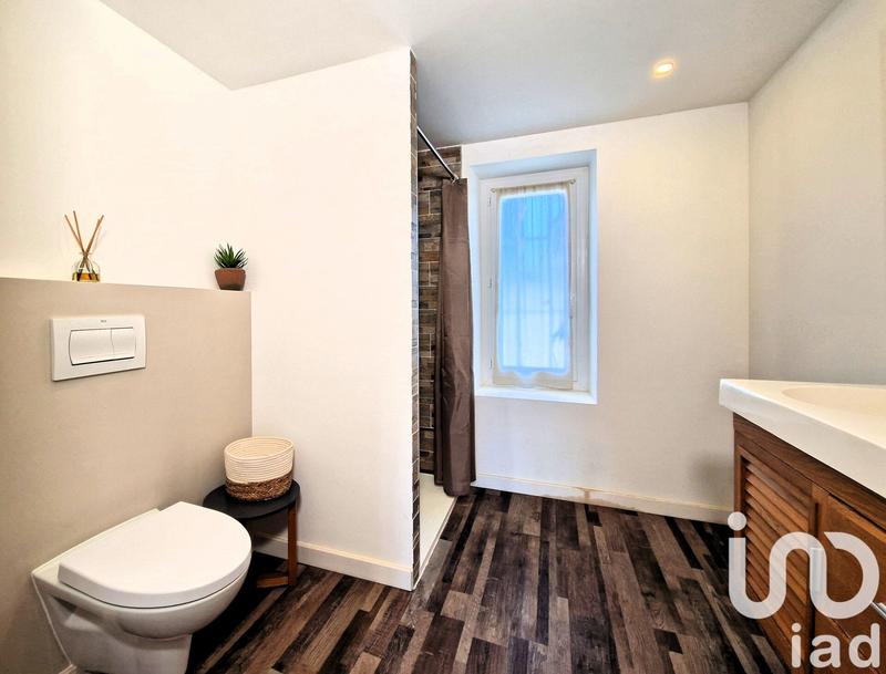 Maison - 202 m² - 10 pièces