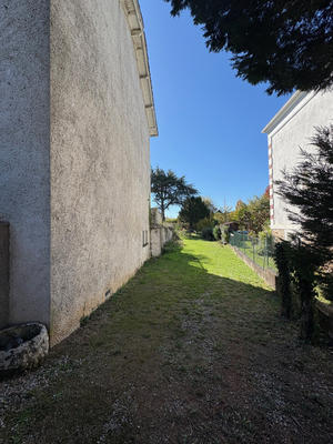 Maison - 200 m² - 6 pièces