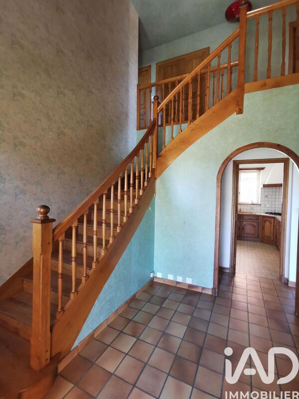 Maison - 137 m² - 6 pièces