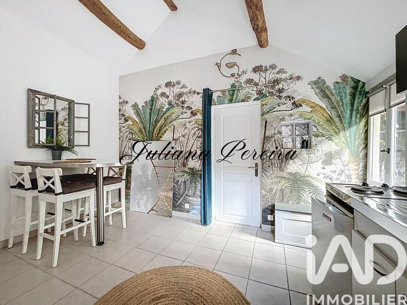 Maison - 189 m² - 9 pièces