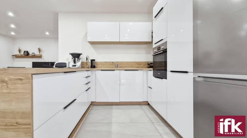 Appartement - 94 m² - 3 pièces