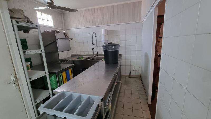 Fonds de commerce - 710 m²