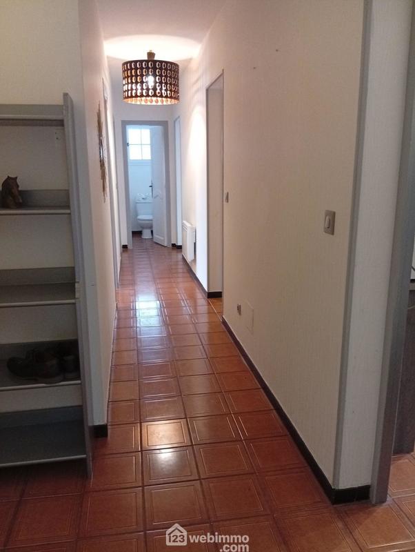 Villa - 90 m² - 4 pièces