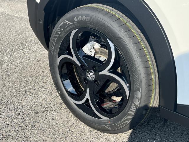 Alfa Romeo Junior 1.2 Ibrida 136 ch eDCT6 Speciale - Stock Dispo !