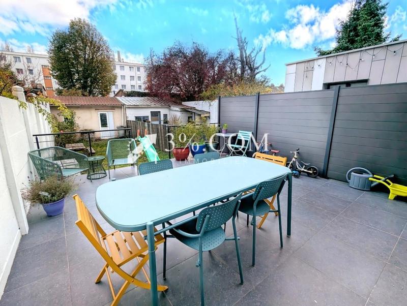 Maison - 75 m² - 3 pièces