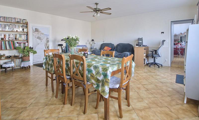 Maison - 96 m² - 3 pièces