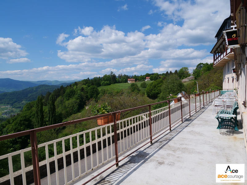 Fonds de commerce - 1 732 m²