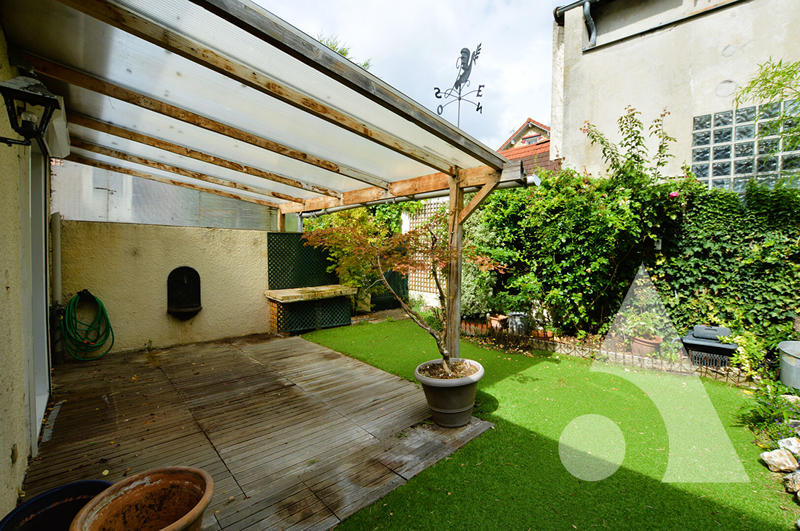 Maison - 104 m² - 5 pièces