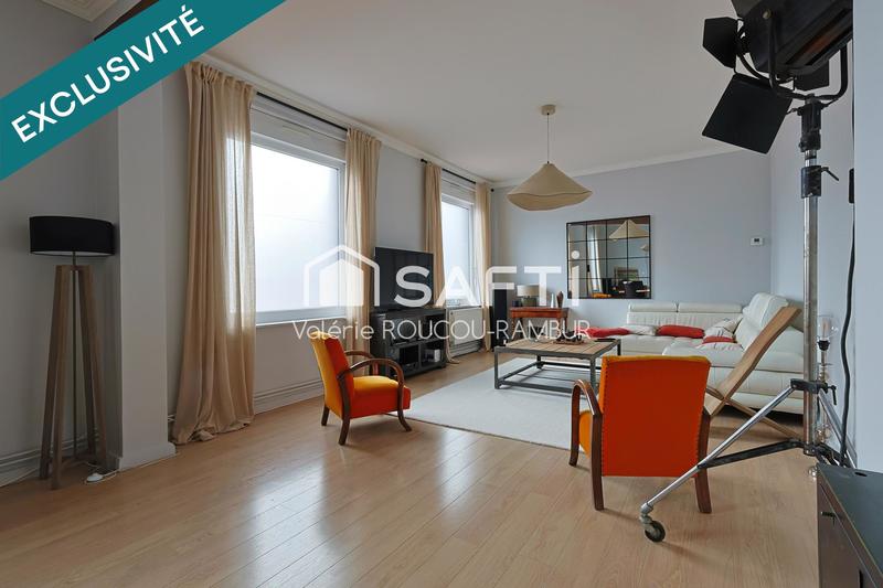 Maison - 250 m² - 6 pièces