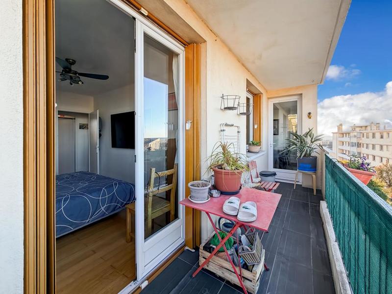 Appartement - 72 m² - 4 pièces