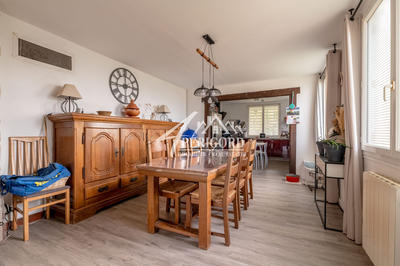 Maison - 118 m² - 7 pièces