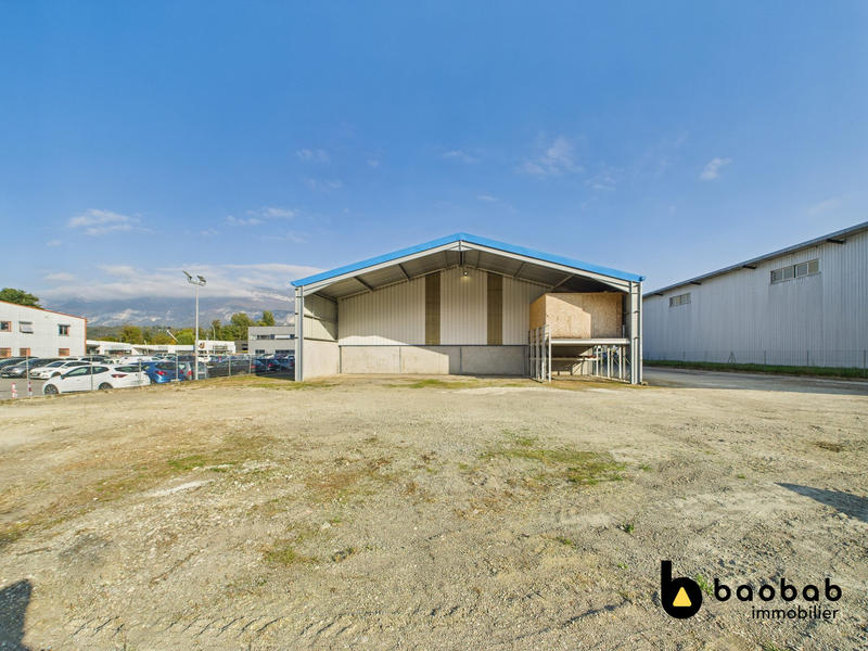 Local d'activités - 345 m² - 4 pièces