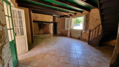 Maison en pierre - 84 m² - 3 pièces