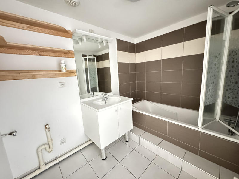 Appartement - 77 m² - 4 pièces