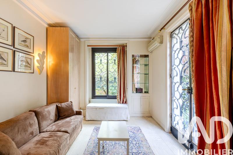 Duplex - 252 m² - 8 pièces