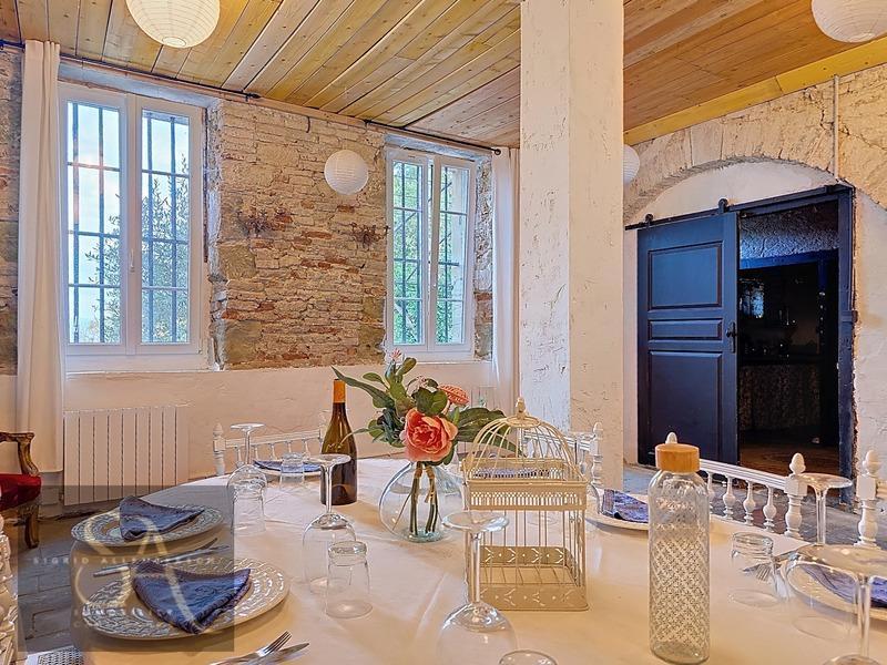 Maison de maîtres - 210 m² - 8 pièces