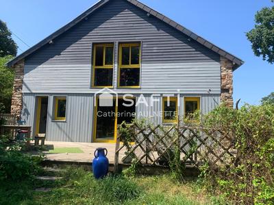 Maison - 158 m² - 6 pièces