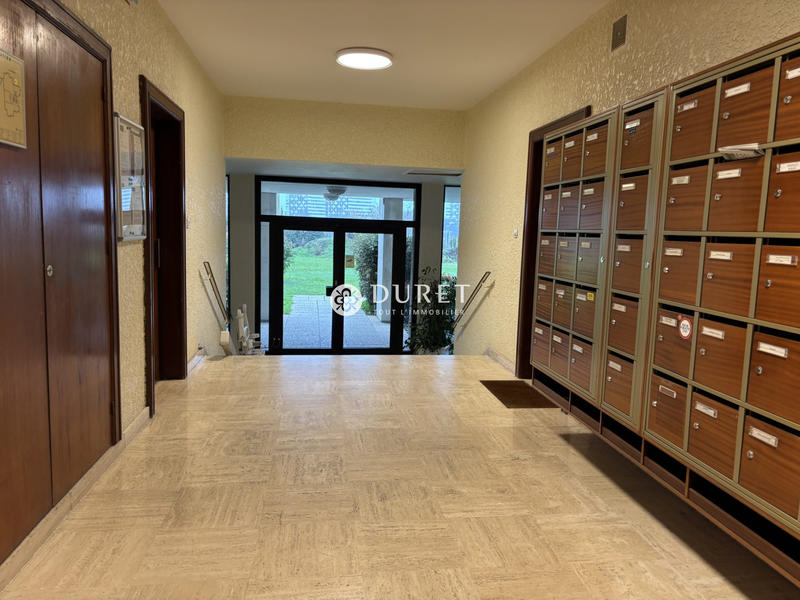 Appartement - 96 m² - 4 pièces