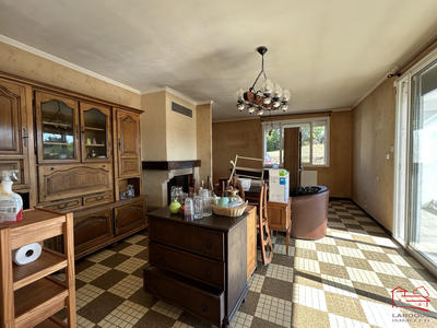 Maison - 93 m² - 4 pièces