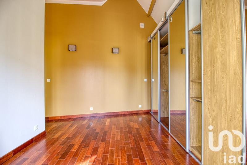 Duplex - 137 m² - 5 pièces