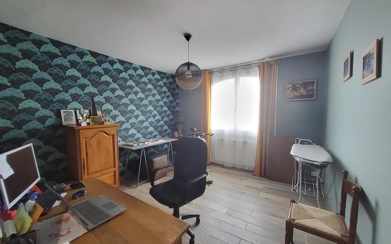 Maison - 200 m² - 9 pièces