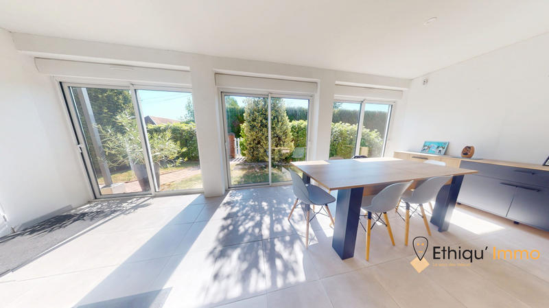 Maison - 110 m² - 5 pièces