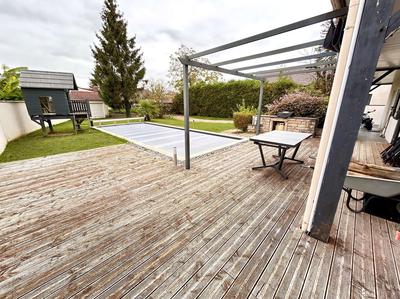 Maison traditionnelle - 130 m² - 8 pièces