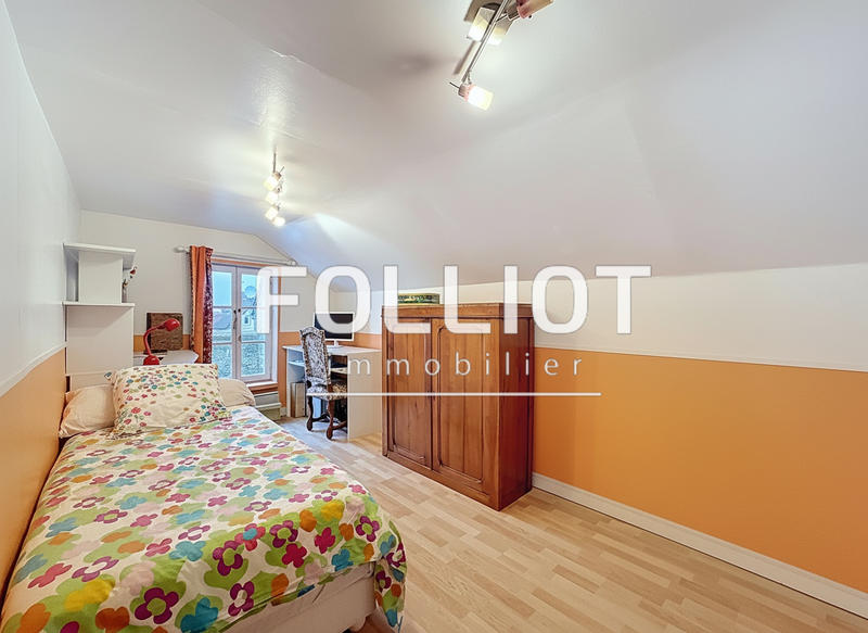 Maison - 140 m² - 5 pièces