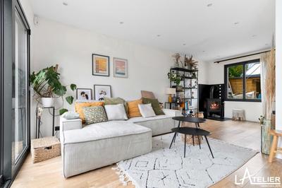 Maison - 85 m² - 5 pièces