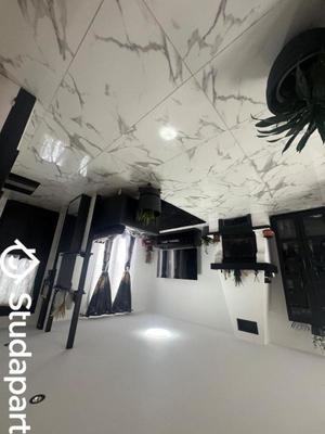 Chambre - 9 m² - 1 pièce