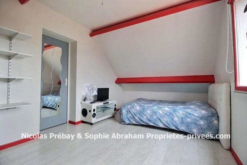 Maison - 94 m² - 5 pièces