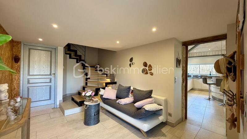 Propriété - 210 m² - 7 pièces