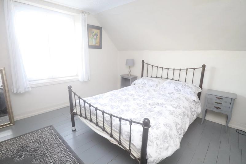 Maison - 91 m² - 5 pièces