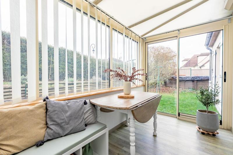 Maison - 99 m² - 4 pièces