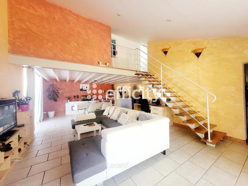 Maison - 266 m² - 6 pièces