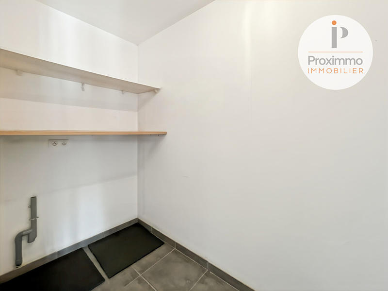 Appartement - 96 m² - 4 pièces