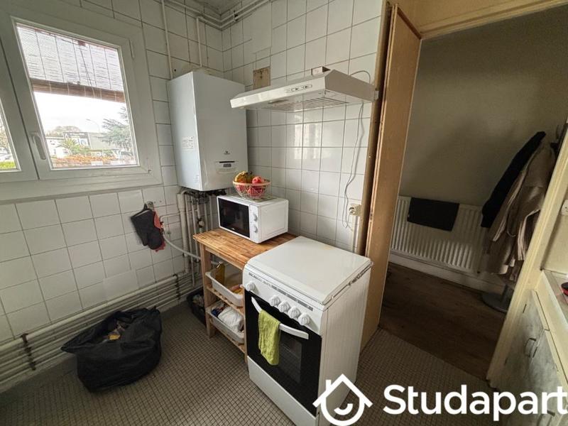 Chambre - 70 m² - 1 pièce