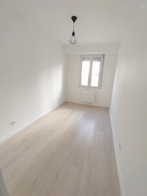 Immeuble - 350 m² - 19 pièces