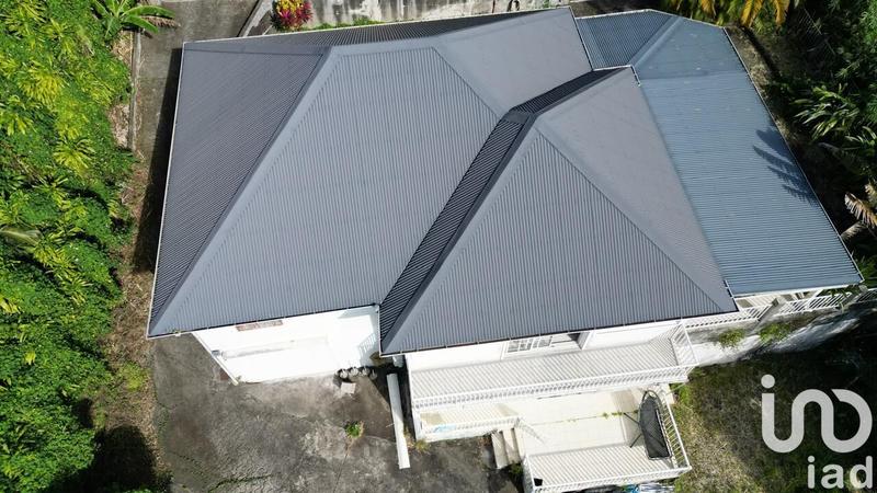 Maison - 168 m² - 7 pièces