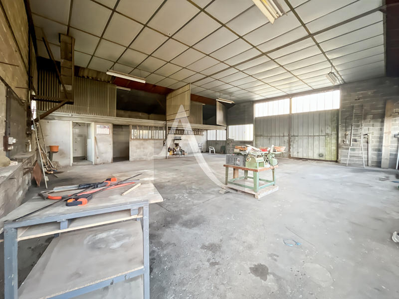 Maison - 153 m² - 9 pièces