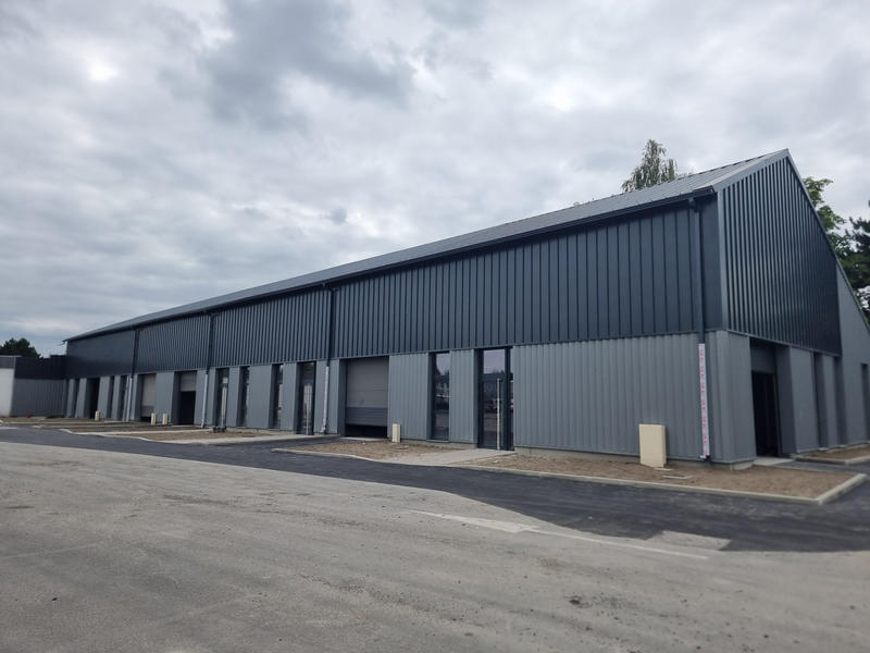 Local d'activités - 190 m²