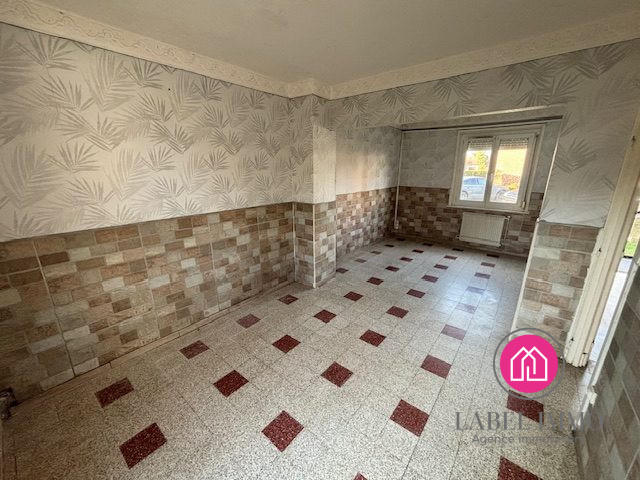 Maison - 75 m² - 5 pièces