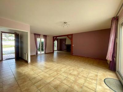 Maison - 107 m² - 5 pièces