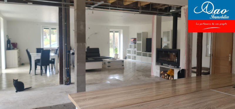 Maison - 200 m² - 5 pièces