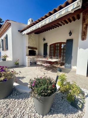 Propriété - 160 m² - 6 pièces