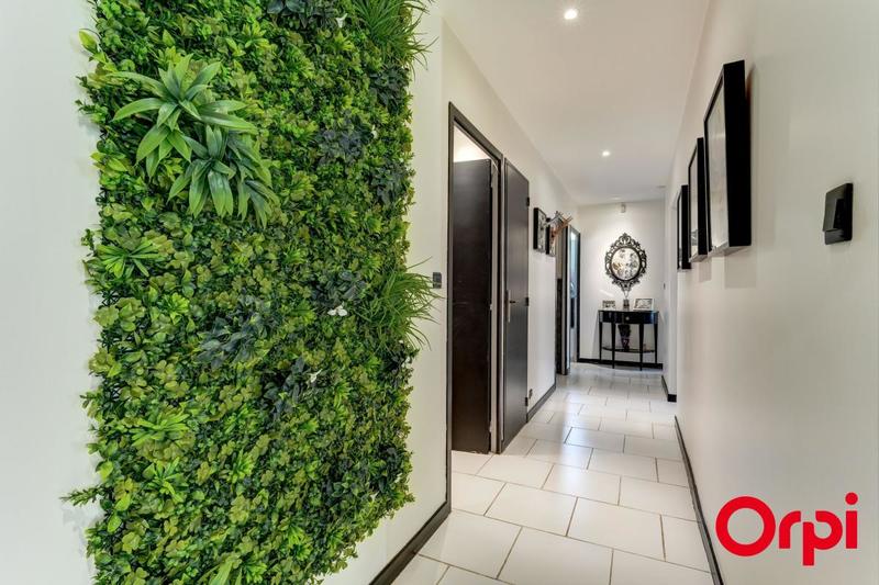 Maison - 145 m² - 5 pièces