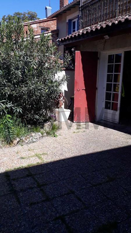 Immeuble - 951 m² - 4 pièces