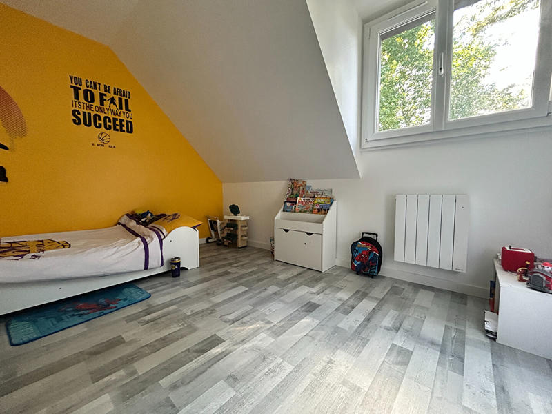 Maison - 141 m² - 8 pièces